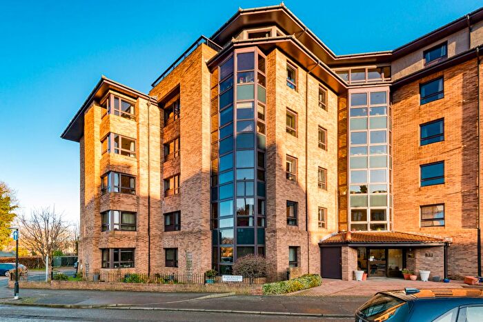 2 Bedroom Flat For Sale In / Blackford Avenue, Blackford, EH9