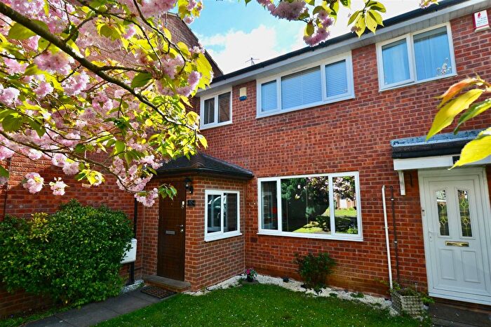 3 Bedroom Terraced House For Sale In Woodlands, Evesham, WR11