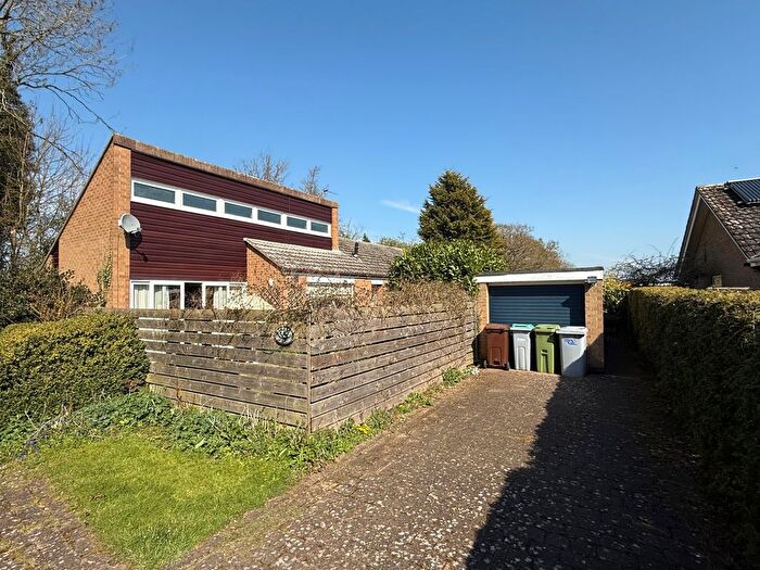 3 Bedroom Detached Bungalow For Sale In West Road, Thorney, NG23