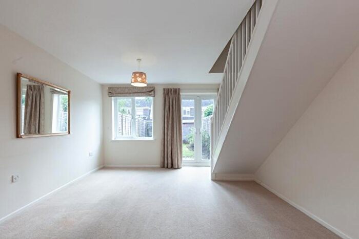 2 Bedroom Terraced House To Rent In Bushy Close, Botley, OX2