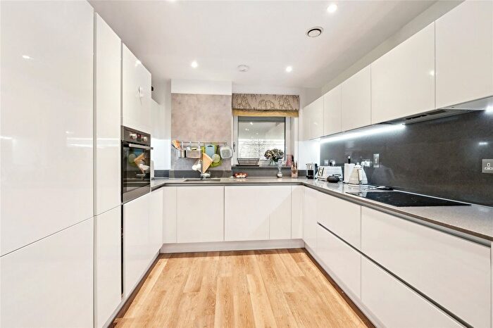 2 Bedroom Flat For Sale In Edward Terrace, Greenside Road, London, W12