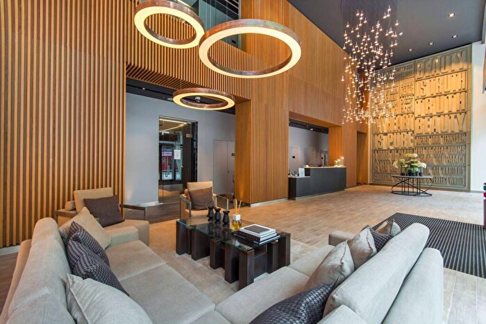 1 Bedroom Flat For Sale In Saffron Central Square, Croydon, CR0