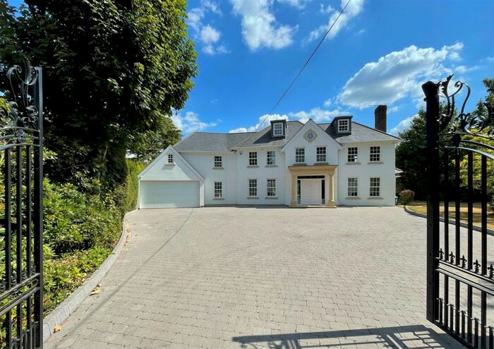 8 Bedroom Detached House To Rent In Sandy Lane, Kingswood, KT20