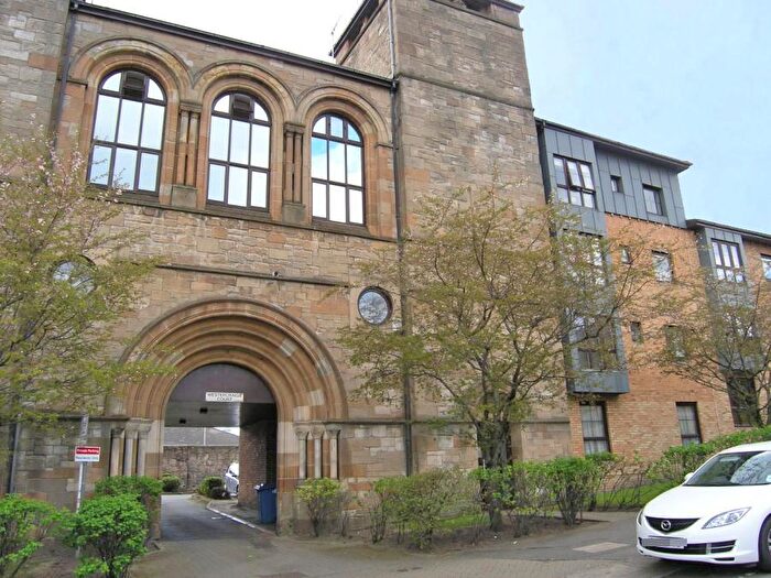 2 Bedroom Flat To Rent In Westercraigs Court, Westercraigs, G31