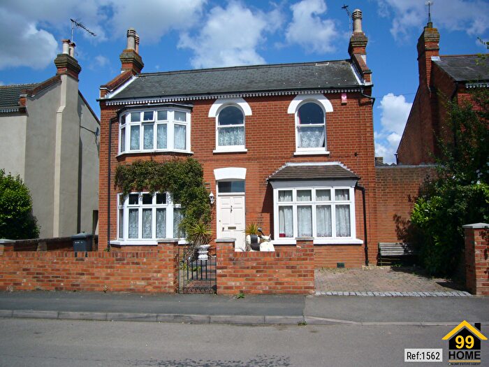 5 Bedroom Detached House To Rent In Runnemede Road, Egham, Surrey, TW20