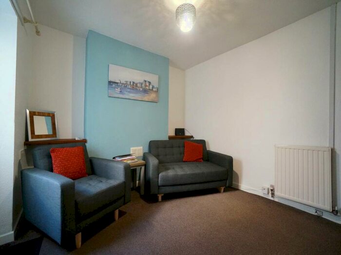 3 Bedroom House To Rent In Albert Street, Bangor, LL57