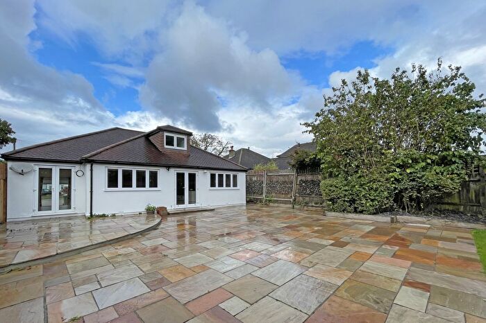 4 Bedroom Detached House For Sale In Claremount Gardens, Epsom Downs, Surrey, KT18
