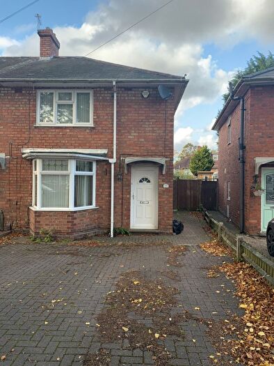 3 Bedroom End Of Terrace House To Rent In Mapleton Road, Birmingham, B28