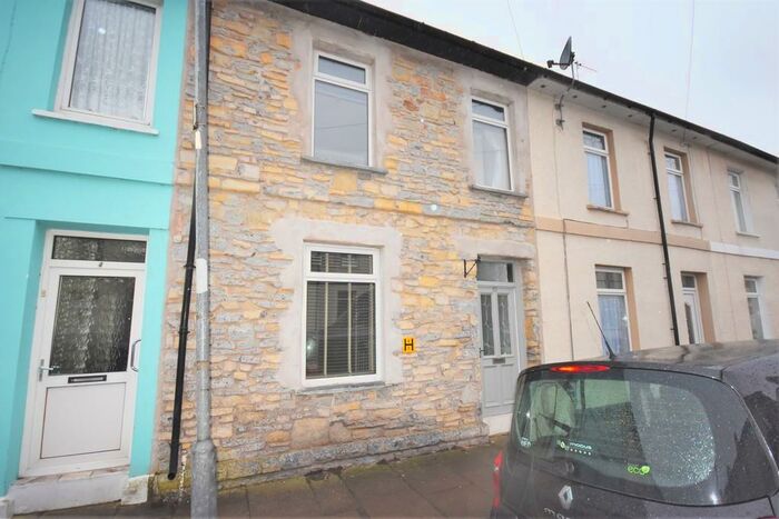 3 Bedroom Terraced House To Rent In Salop Street, CF64