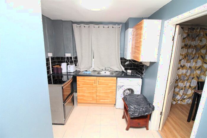 2 Bedroom End Terrace House To Rent In Coleridge, Greater Manchester, Manchester, SK5