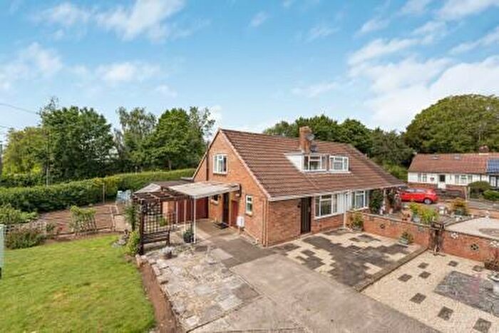 3 Bedroom Semi-Detached House For Sale In Whitefield Close, Bridgend, Stonehouse, GL10