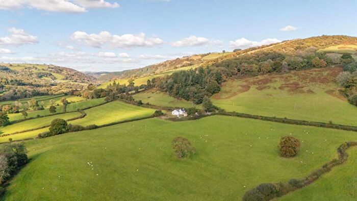 5 Bedroom Detached House For Sale In Llanfynydd, Carmarthen, SA32