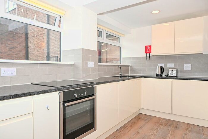 1 Bedroom Flat To Rent In Armada Way, Plymouth, PL1