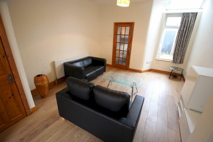 2 Bedroom Property To Rent In Valencia Road, Salford, M7