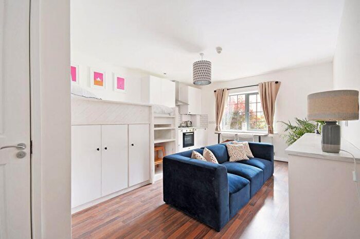 Studio To Rent In Cutlery Works, Lambert Street, Sheffield, S3