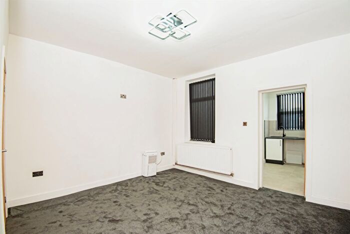 2 Bedroom End Terrace House For Sale In Queen Street, Swinton, Mexborough, S64