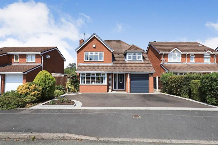 4 Bedroom Detached House For Sale In Honeysuckle Drive, Featherstone, Wolverhampton, WV10