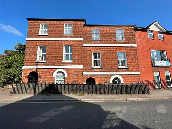 2 Bedroom Apartment To Rent In Magdalen Street, Exeter, Devon, EX2