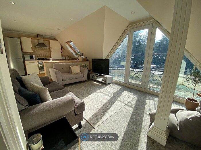 2 Bedroom Flat To Rent In Blair Avenue, Poole, BH14