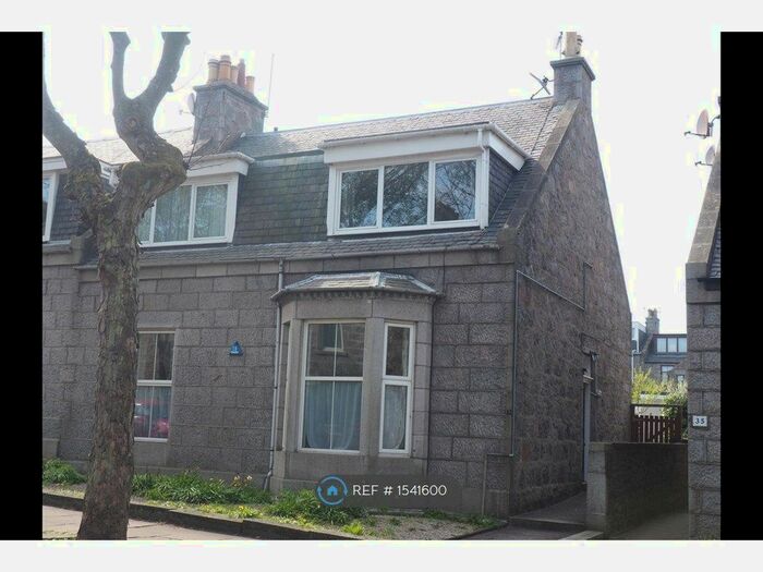 2 Bedroom Flat To Rent In Rosemount, Aberdeen, AB25