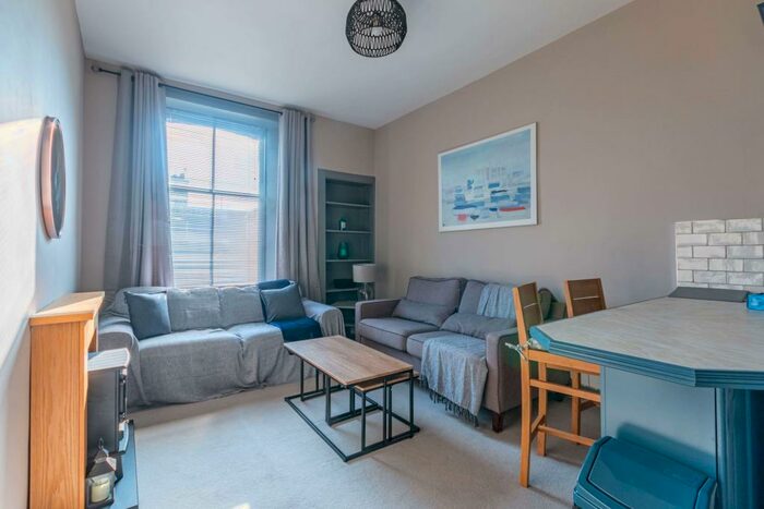 1 Bedroom Flat To Rent In Morrison Street Edinburgh United Kingdom, EH3