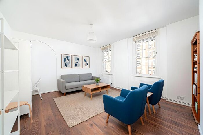 3 Bedroom Flat For Sale In Bourne Estate, Portpool Lane, London, EC1N