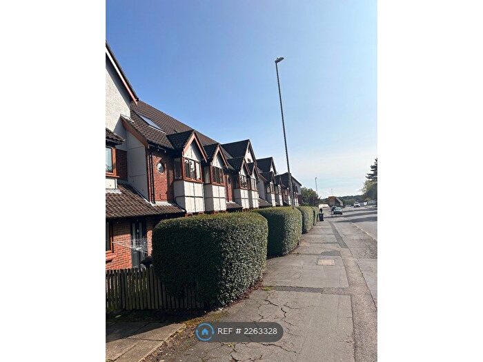 2 Bedroom Flat To Rent In Stephenson Way, Corby, NN17