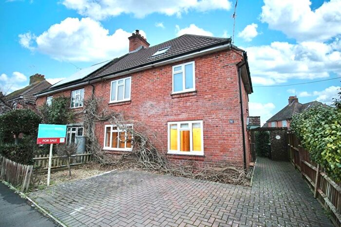 3 Bedroom Semi-Detached House For Sale In Winchester Street, Botley, SO30
