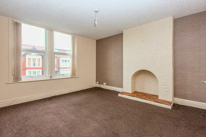 2 Bedroom Apartment To Rent In Reads Avenue, Blackpool, FY1