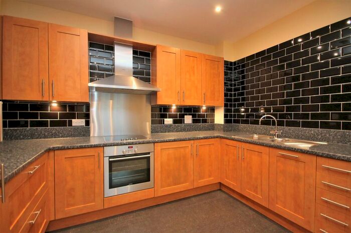2 Bedroom Flat To Rent In Exchange Mews, Culverden Park Road, Tunbridge Wells, TN4