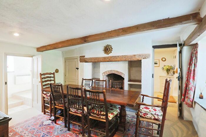 4 Bedroom Detached House For Sale In The Green, Ashorne, Warwick, CV35