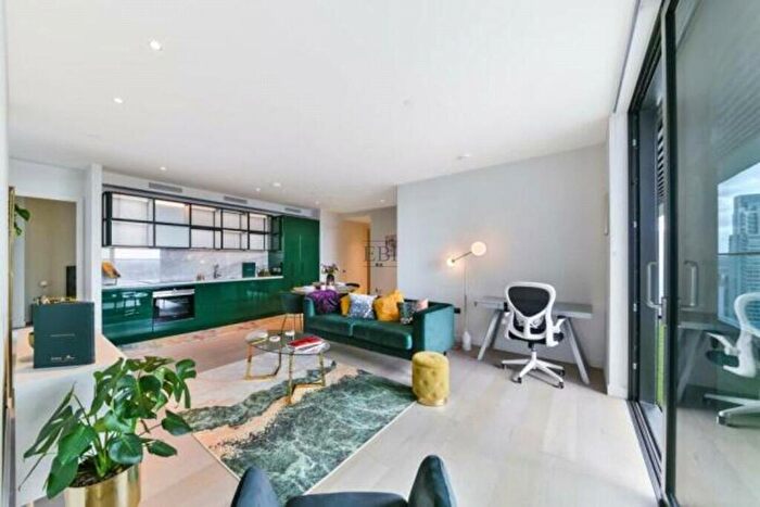 2 Bedroom Apartment For Sale In Bagshaw Building, Wards Place, Canary Wharf, E14