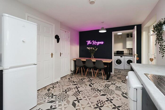 4 Bedroom Detached House For Sale In Trinity Crescent, Kelty, Fife, KY4