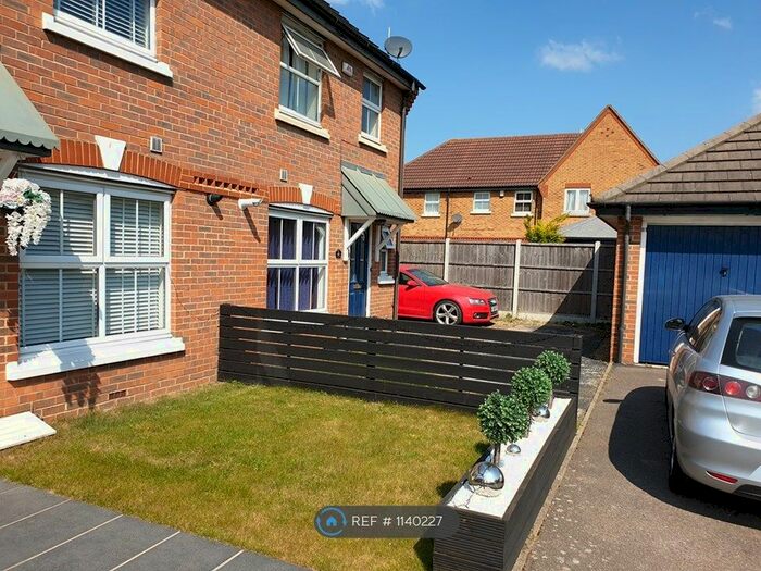 3 Bedroom Semi-Detached House To Rent In Francisco Close, Chafford Hundred, Grays, RM16