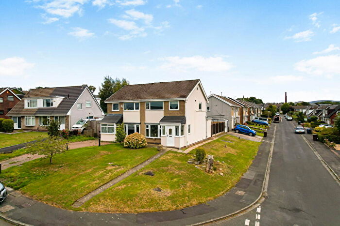 3 Bedroom Semi Detached House For Sale In Cornholme, Burnley, BB10