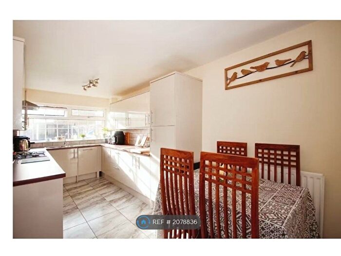 1 Bedroom Property To Rent In Barrow Close, Coventry, CV2