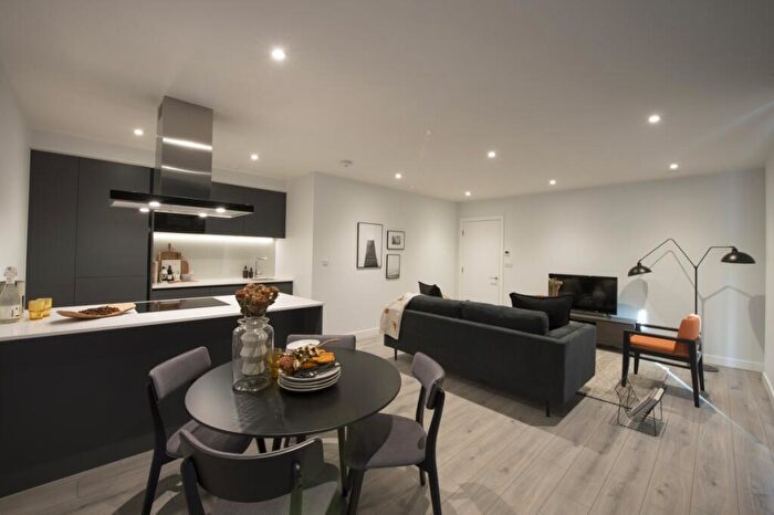 1 Bedroom Flat To Rent In The Courtyard Circus Street, BN2