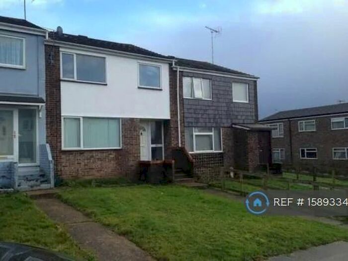 5 Bedroom Terraced House To Rent In Magnolia Drive, Colchester, CO4