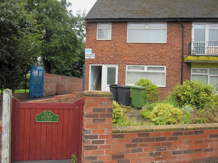 2 Bedroom Flat To Rent In Altway, Liverpool, L10