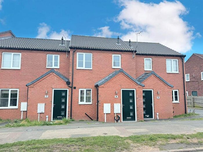 2 Bedroom Town House To Rent In Shroggs Wood Crescent, Belper, DE56