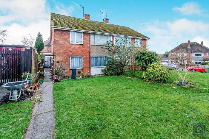 2 Bedroom Maisonette For Sale In , Hillside Close, Walsall, WS8