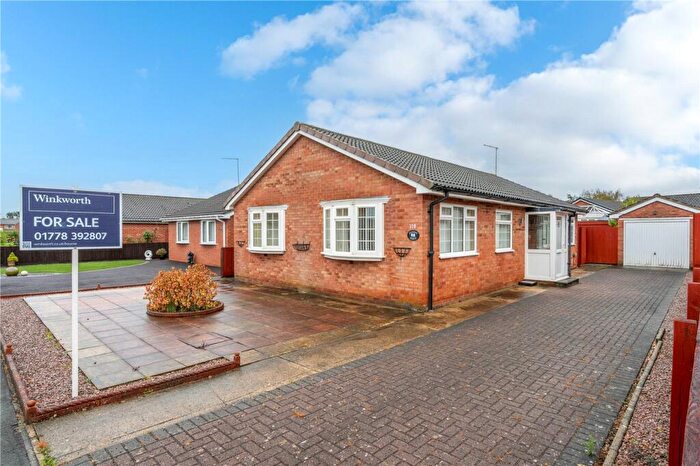 3 Bedroom Bungalow For Sale In Beech Avenue, Bourne, Lincolnshire, PE10
