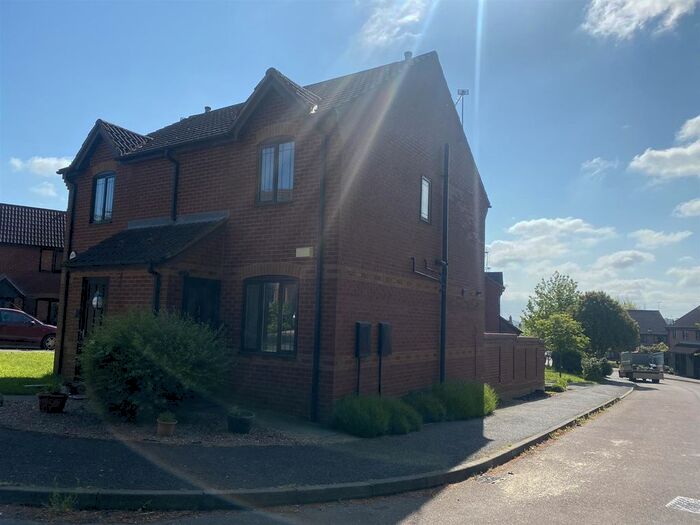 2 Bedroom Semi-Detached House To Rent In Huntingdon Court, Melbourne, Derby, DE73