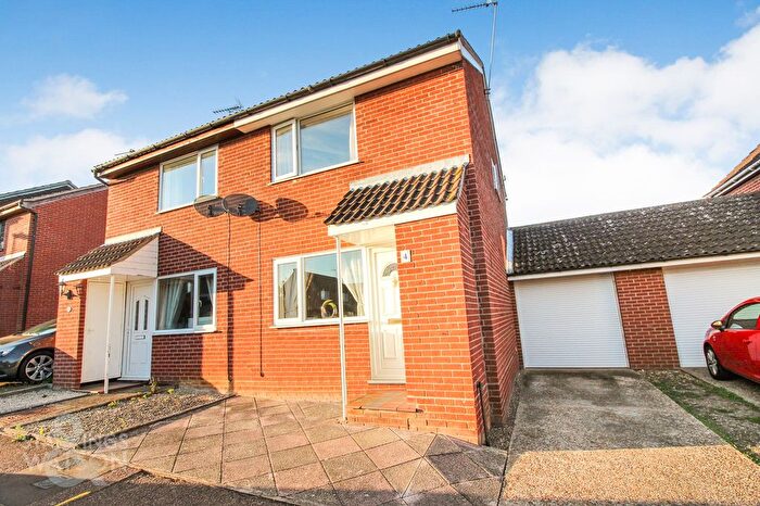 2 Bedroom Semi-Detached House To Rent In Gunton Road, Loddon, Norwich, NR14