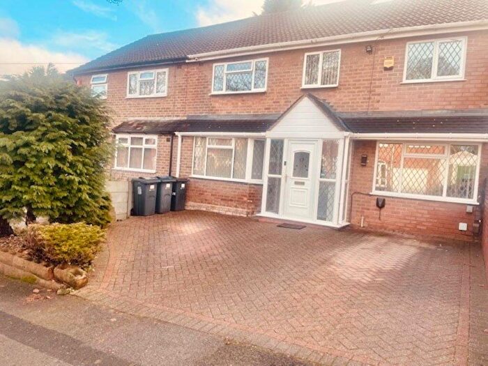 6 Bedroom Semi-Detached House For Sale In Ireton Road, Birmingham, B20