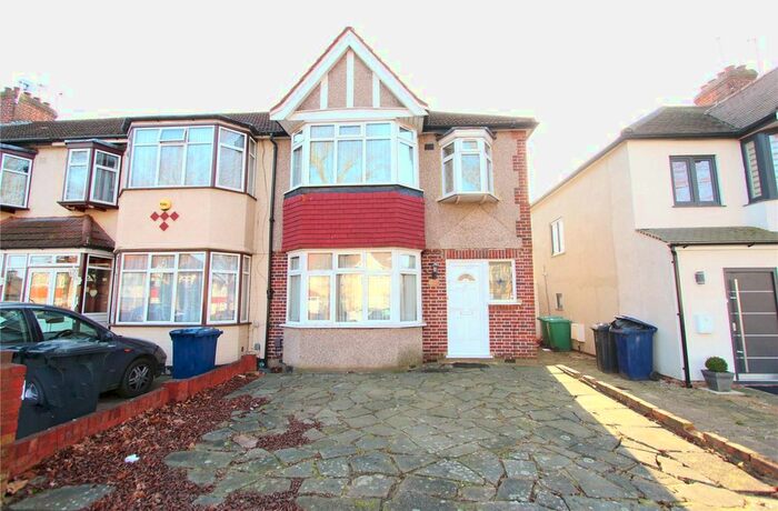 3 Bedroom Terraced House To Rent In Whitton Avenue East, Greenford, UB6