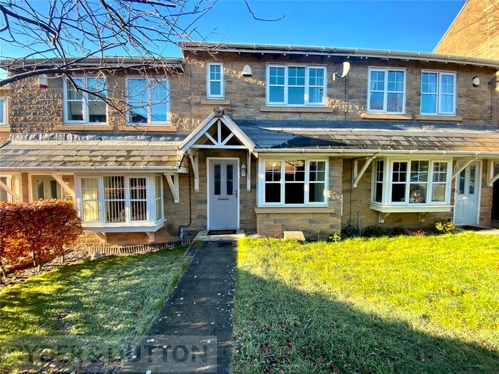 3 Bedroom Town House To Rent In Waters Reach, Mossley, Ashton-Under-Lyne, Greater Manchester, OL5