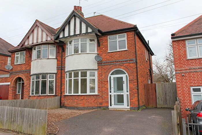 3 Bedroom Semi Detached House For Sale In Glenfield Road, Western Park, Leicester, LE3