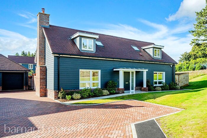 4 Bedroom Detached House For Sale In The Acorn, Banstead, SM7