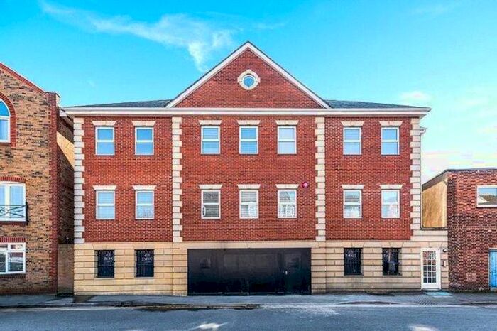 1 Bedroom Apartment To Rent In Premier House, Chertsey, Surrey, KT16